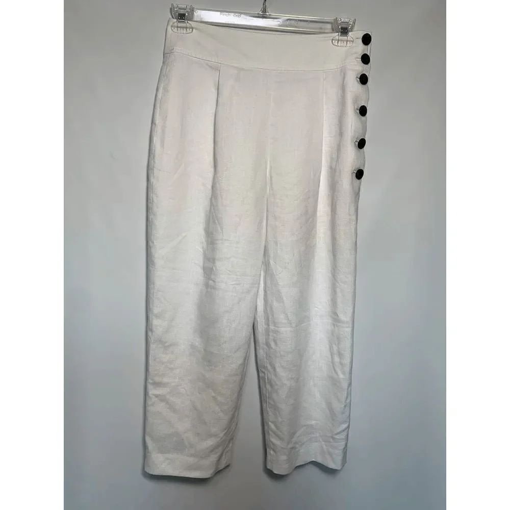 Club Monoco 22" Inseam White Linen Side Button Capri Pant